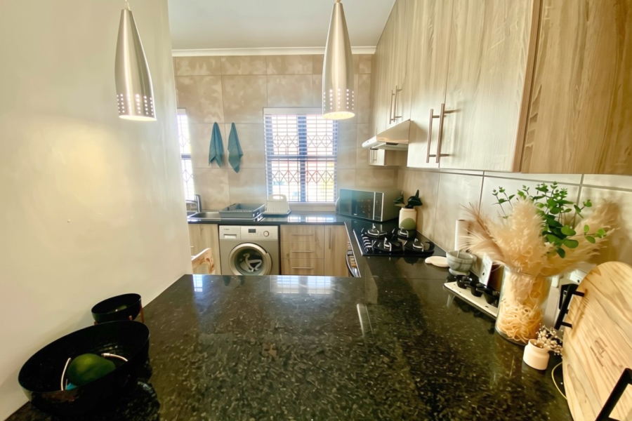 To Let 3 Bedroom Property for Rent in Brackenfell Central Western Cape